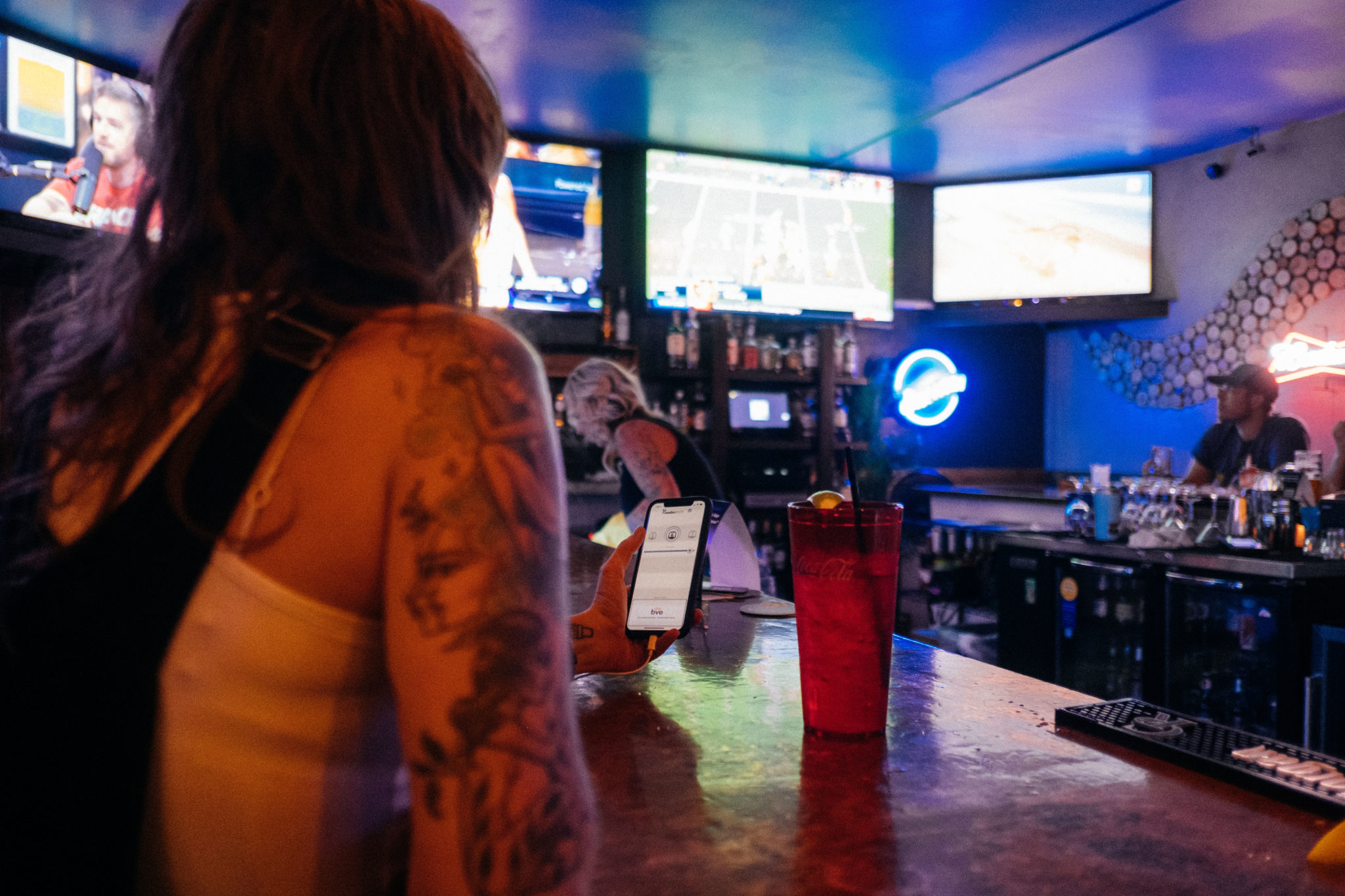 How To Attract More Customers For Sports Viewing