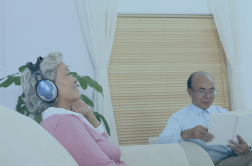 How to Hear the TV Better Without Needing a Hearing Aid - AudioFetch Audio Over WiFi AudioFetch Blog Header - How to Hear TV without Hearing Aid